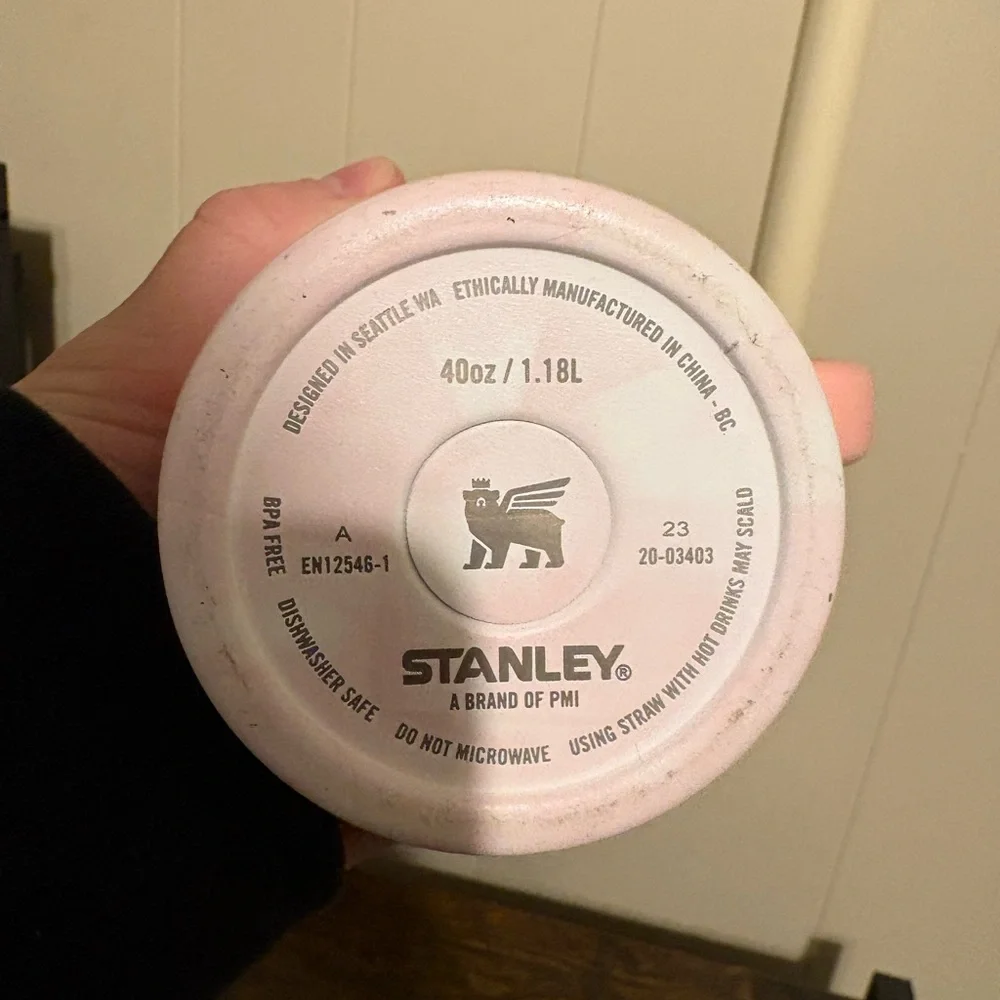 Stanley Pink and White Tumbler with Handle - Picture 3 of 4